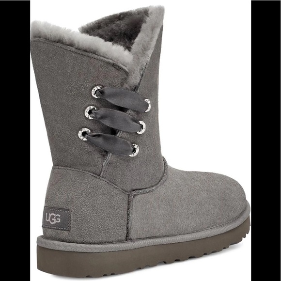 NIB Women’s Size 5 (Euro Size 36) UGG Constantine Ribbon Snow Boots In Gay - Picture 4 of 13